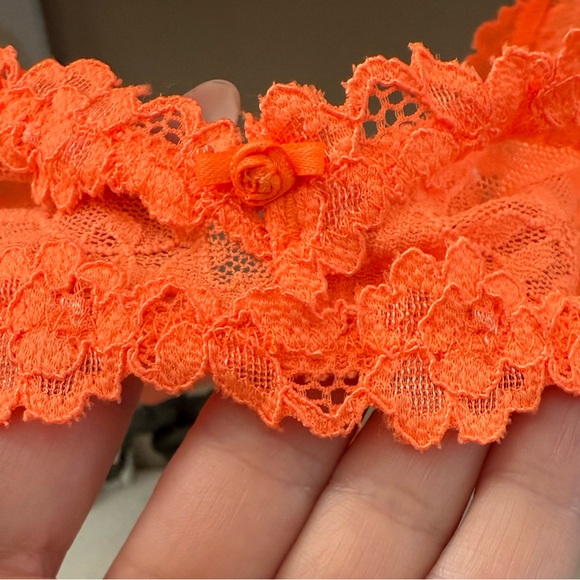 SKIMS Lace Plunge Bralette in Neon Orange - Picture 4 of 4